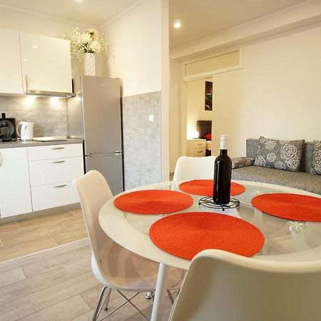Apartment Caramela Нин Екстериор снимка