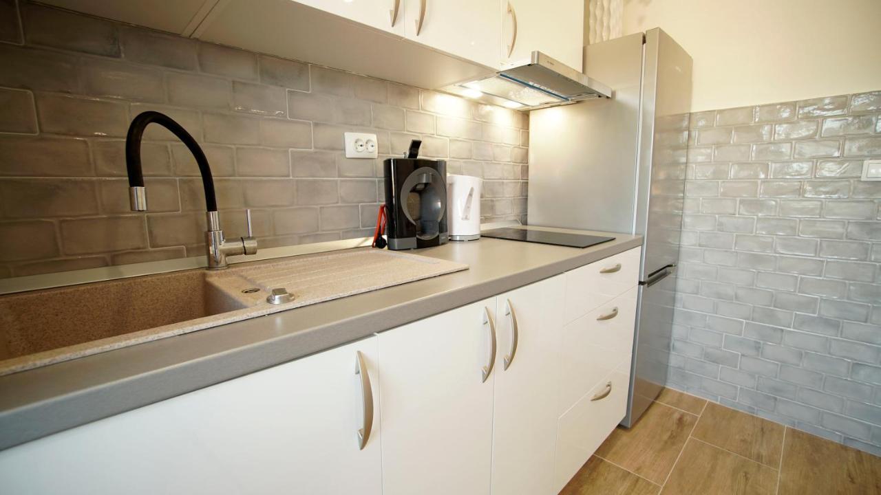 Apartment Caramela Нин Екстериор снимка
